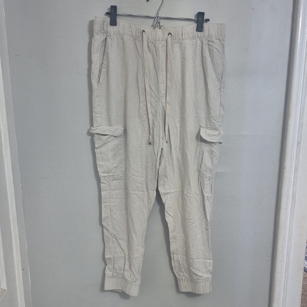 St. John's Bay Women's Tan Cargo Pants